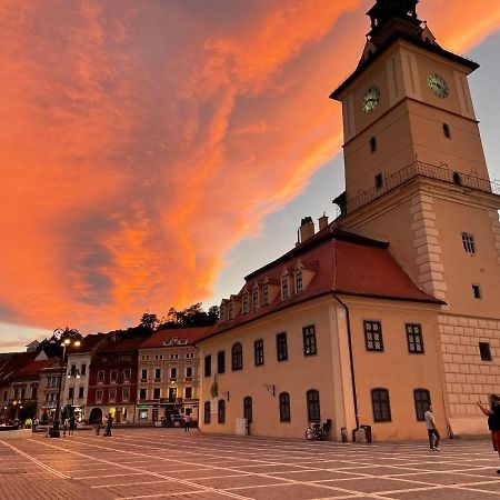 Key Apartments In Main Square Braşov Eksteriør bilde