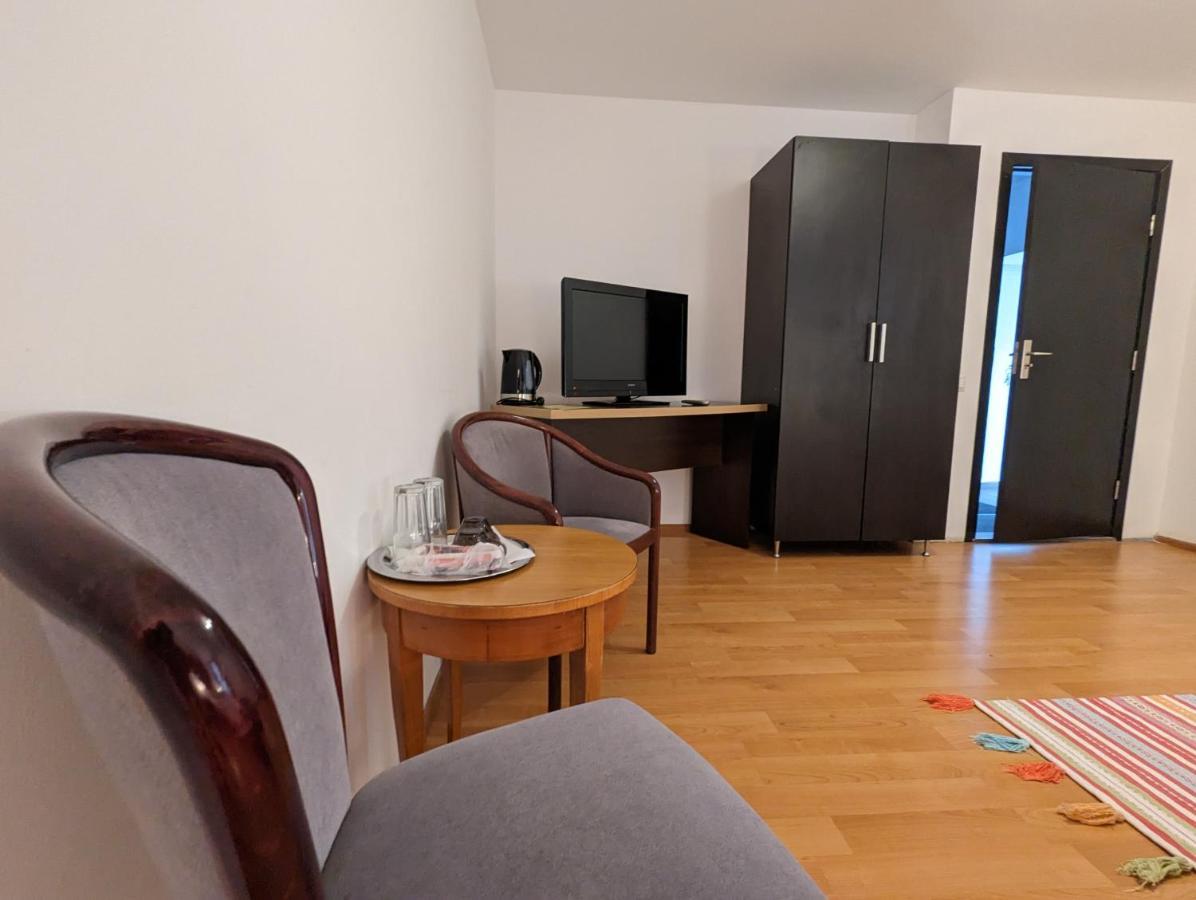 Key Apartments In Main Square Braşov Eksteriør bilde
