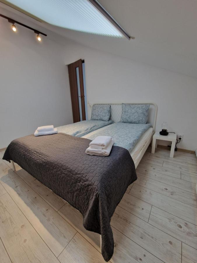 Key Apartments In Main Square Braşov Eksteriør bilde