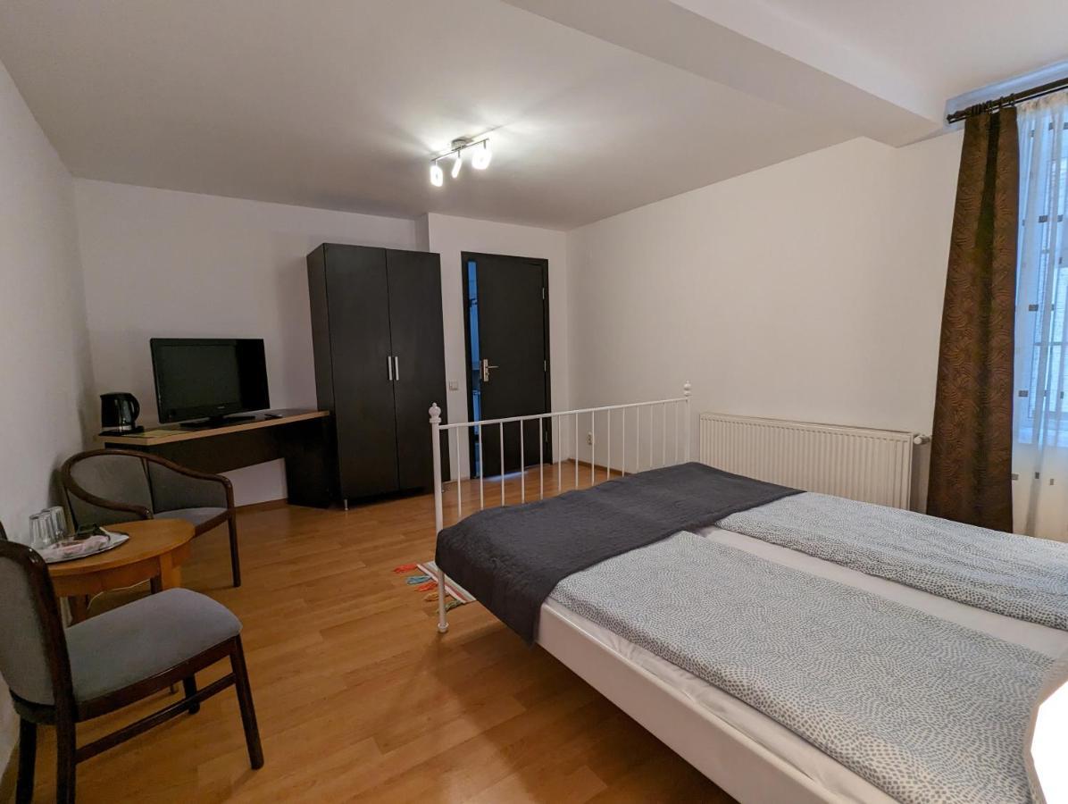 Key Apartments In Main Square Braşov Eksteriør bilde