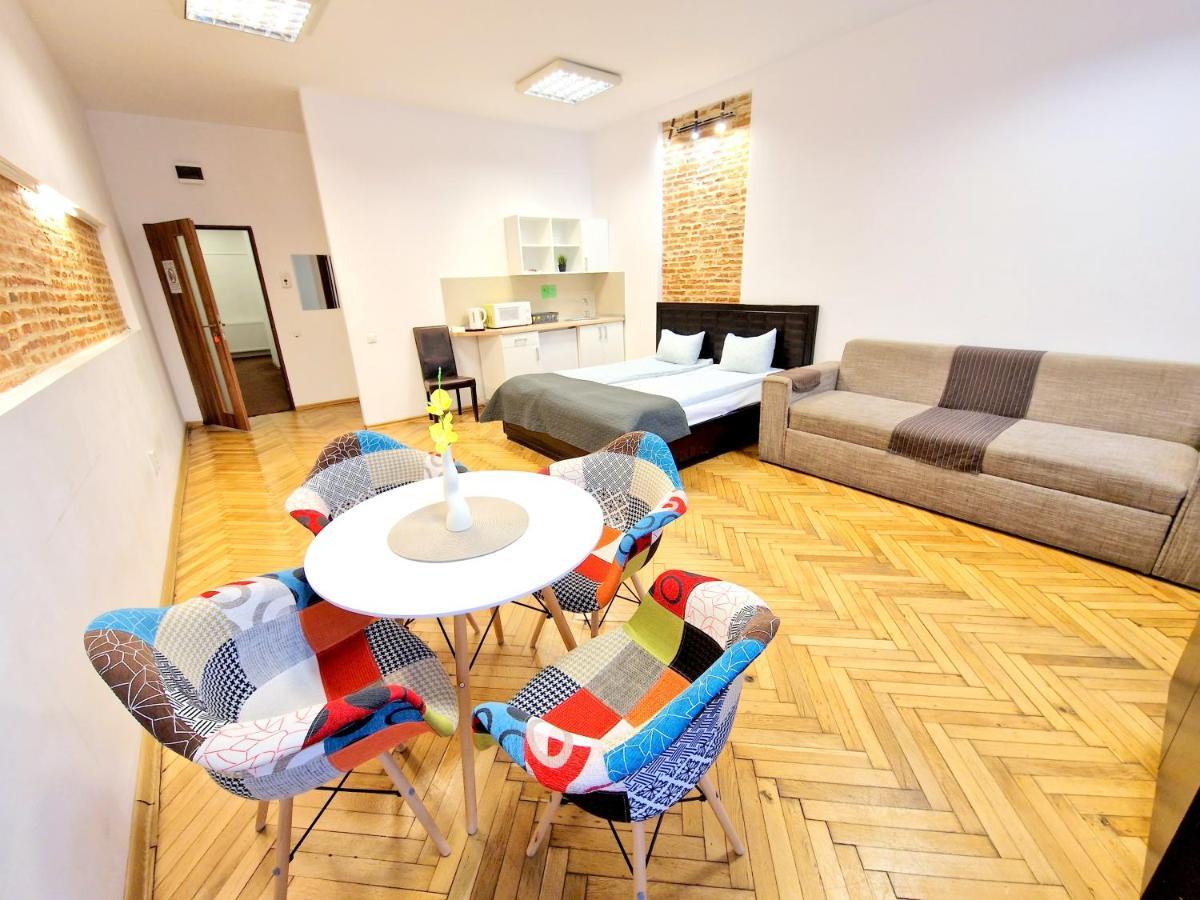 Key Apartments In Main Square Braşov Eksteriør bilde