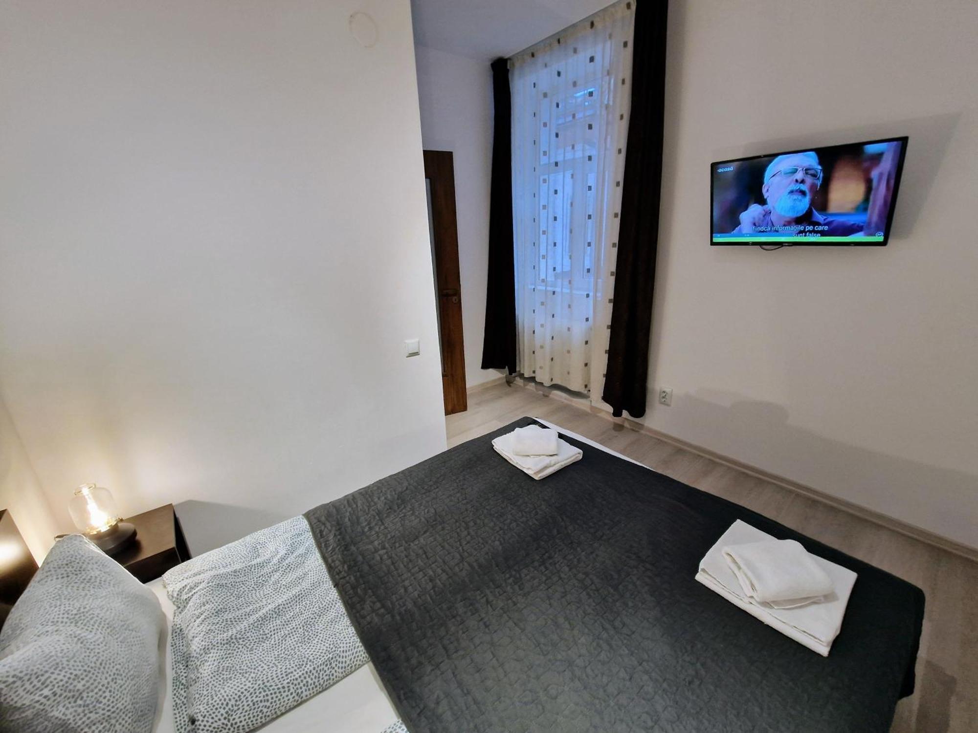 Key Apartments In Main Square Braşov Eksteriør bilde